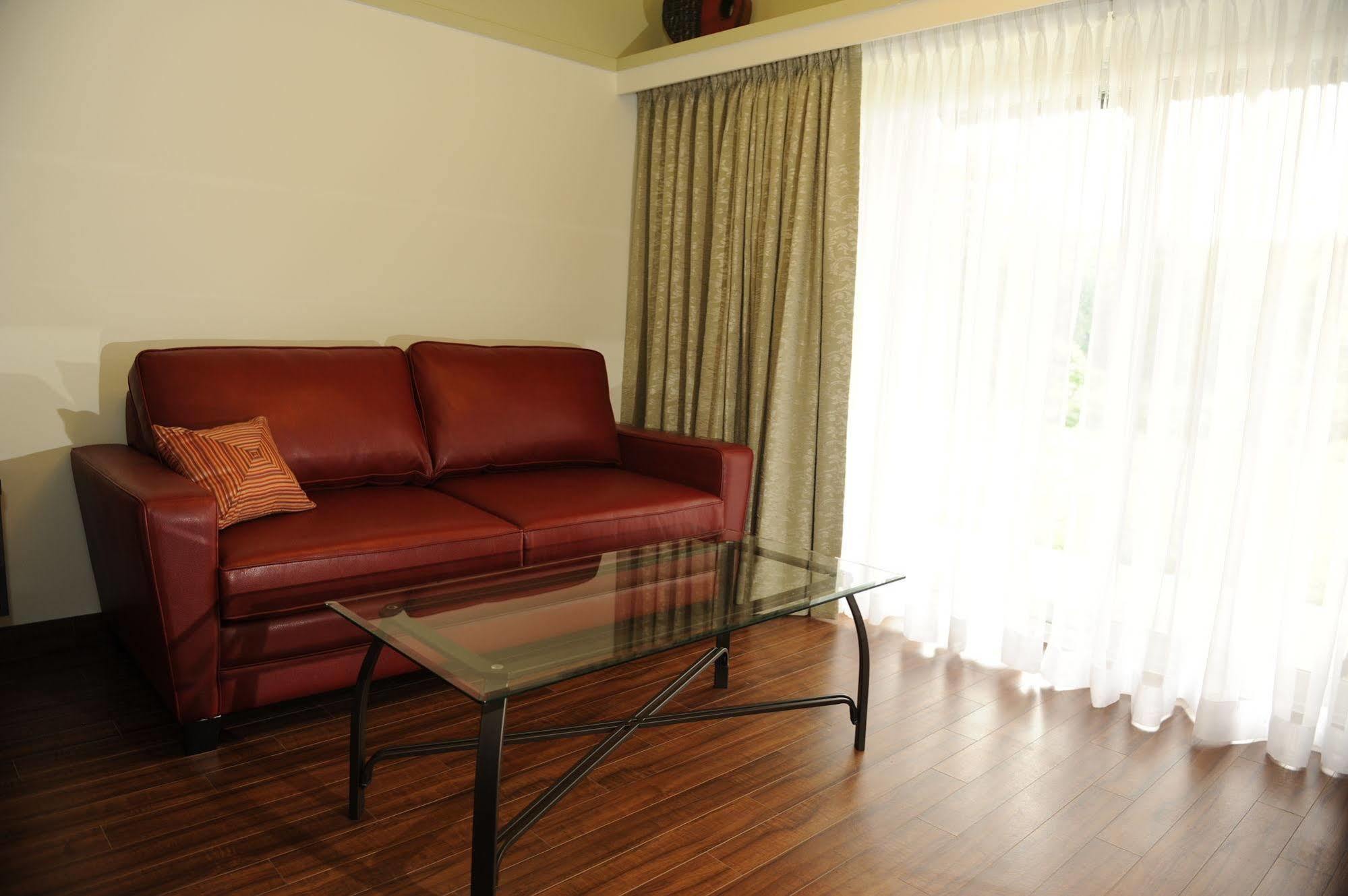 Samuels Boutique Hotel Годерич Экстерьер фото
